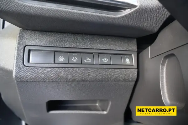 Peugeot 5008 1.5 BlueHDi GT Line J19 EAT8 22