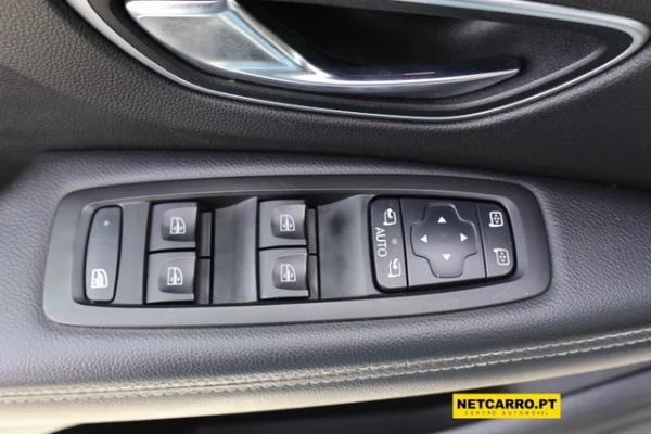 Renault Scénic ENERGY DCI 110 INTENS 13
