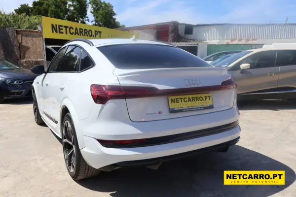 Audi e-tron Sportback S quattro 3