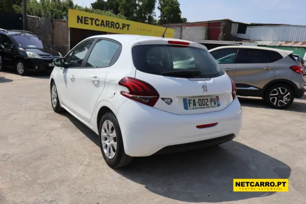 Peugeot 208 PureTech 68 Like 3
