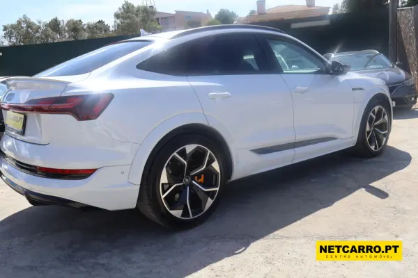 Audi e-tron Sportback S quattro 4