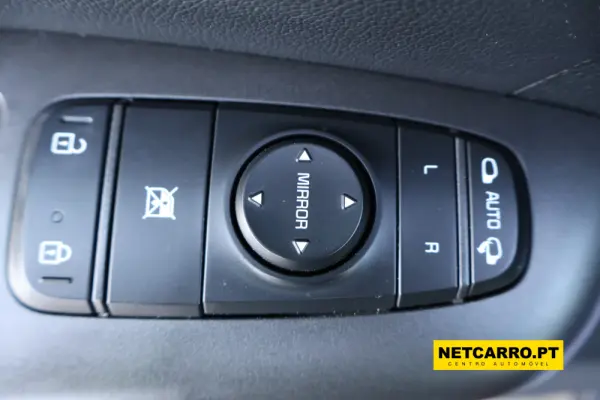 Kia Sportage 1.7 CRDI 2WD Attract 16