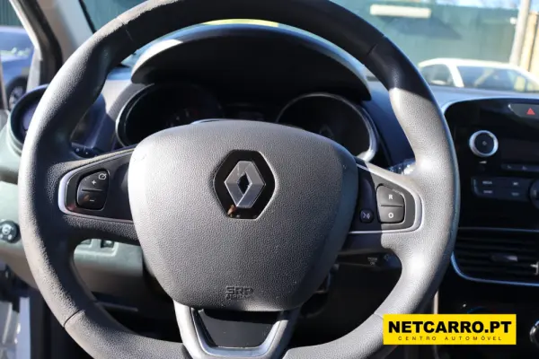 Renault Clio Outro 10