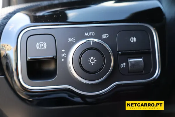 Mercedes-Benz A 180 d Progressive Aut. 12