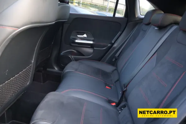 Mercedes-Benz GLA 200 d AMG Line 10