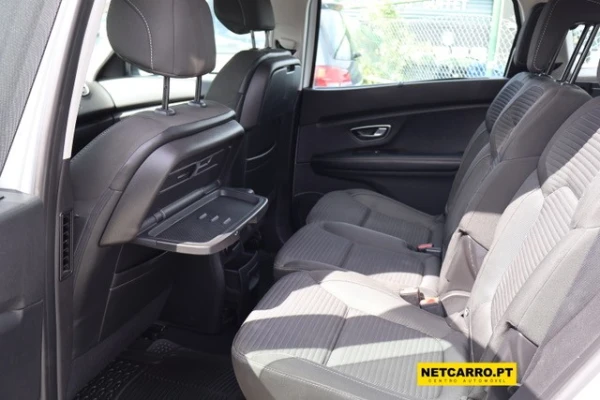 Renault Scénic ENERGY DCI 110 INTENS 14