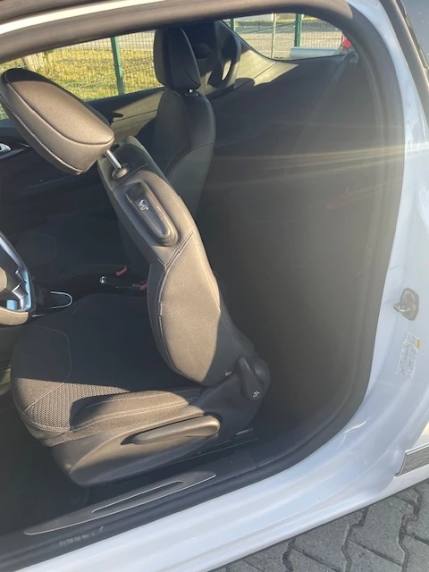 DS DS3 3 1.6 BlueHDi Drive Efficiency 11
