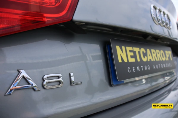 Audi A8 3.0 TDI V6 quattro Longo 24