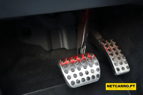 Mercedes-Benz GLA 200 d AMG Line 17