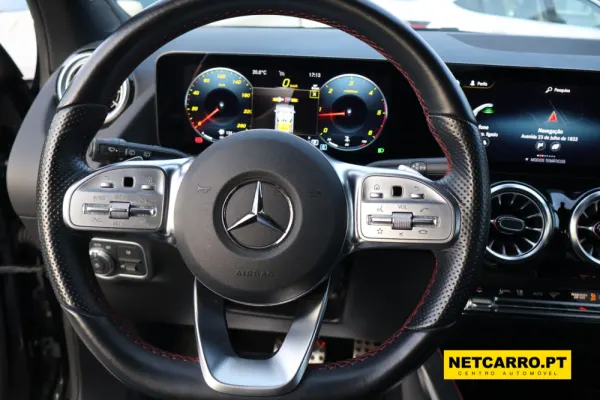 Mercedes-Benz GLA 200 d AMG Line 7