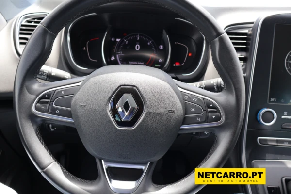 Renault Grand Scénic Outro 7
