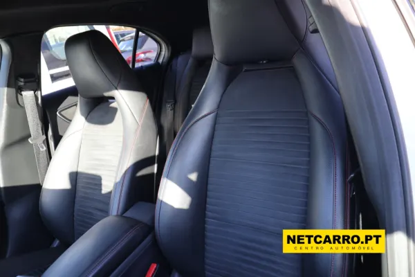 Mercedes-Benz A 180 Dynamic Edition 10