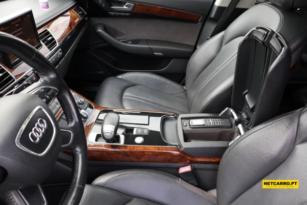 Audi A8 3.0 TDI V6 quattro Longo 13