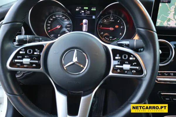 Mercedes-Benz C 300 de Avantgarde 7