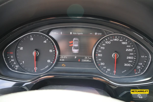 Audi A8 3.0 TDI V6 quattro Longo 6