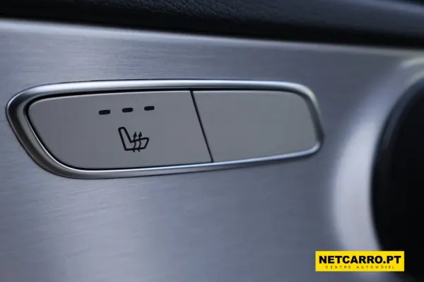 Mercedes-Benz C 300 de Avantgarde 13