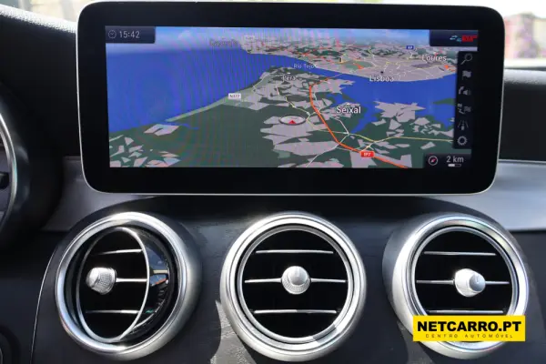 Mercedes-Benz C 300 plug-in 9