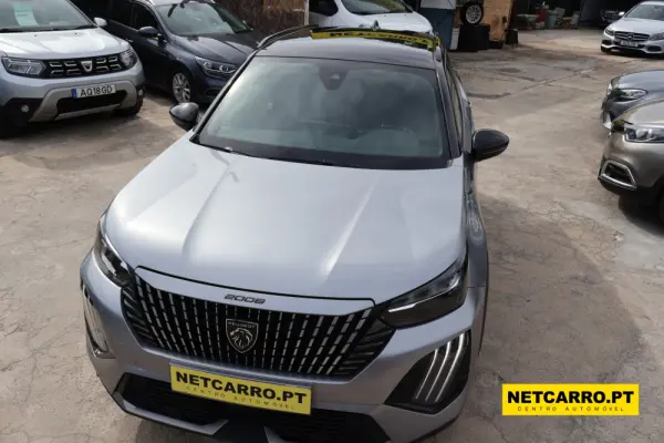 Peugeot 2008 PureTech 130 EAT8 GT Pack 4