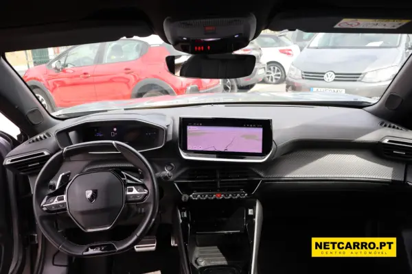 Peugeot 2008 PureTech 130 EAT8 GT Pack 10
