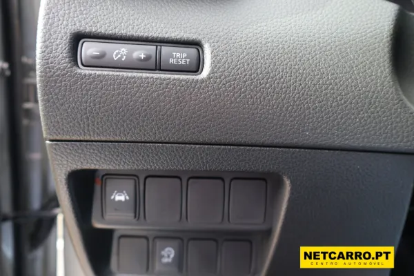 Nissan Qashqai 1.5 dCi N-Connecta 12