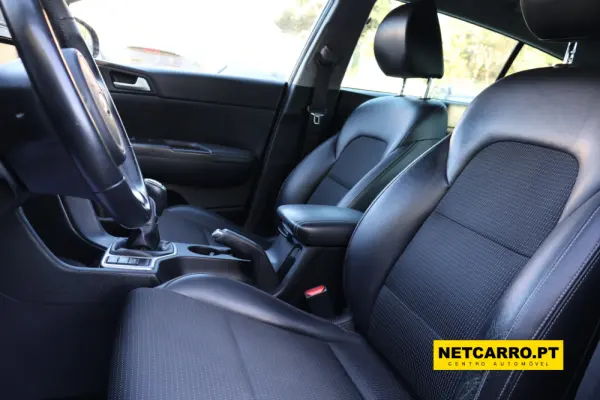 Kia Sportage 1.7 CRDI 2WD Attract 6