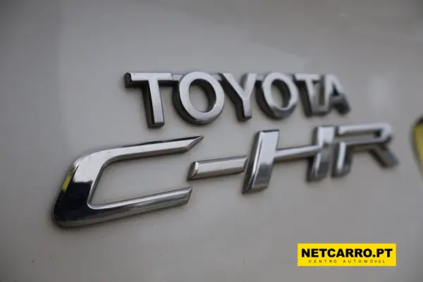 Toyota C-HR 1.8 Hybrid Exclusive 21