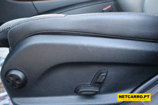 Mercedes-Benz C 300 de Avantgarde 15