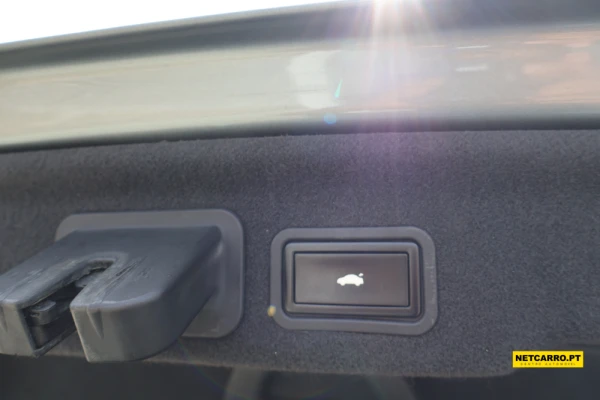 Audi A8 3.0 TDI V6 quattro Longo 26