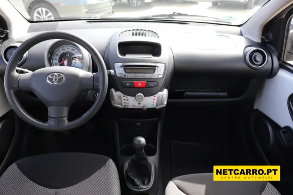 Toyota Aygo 1.0 Plus Sport Pack+VSC 8