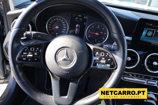 Mercedes-Benz C 300 de Avantgarde 9