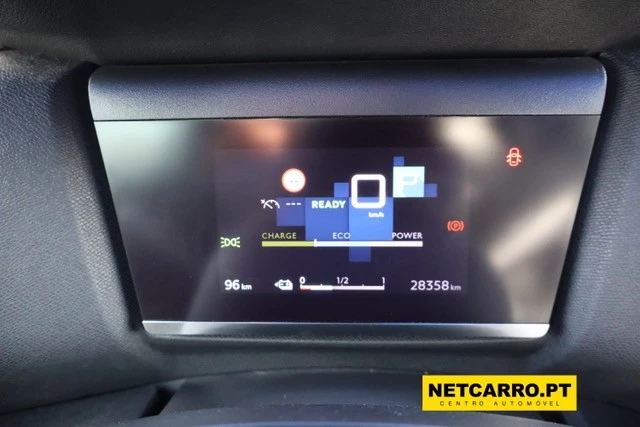 Citroën e-C4 null 6