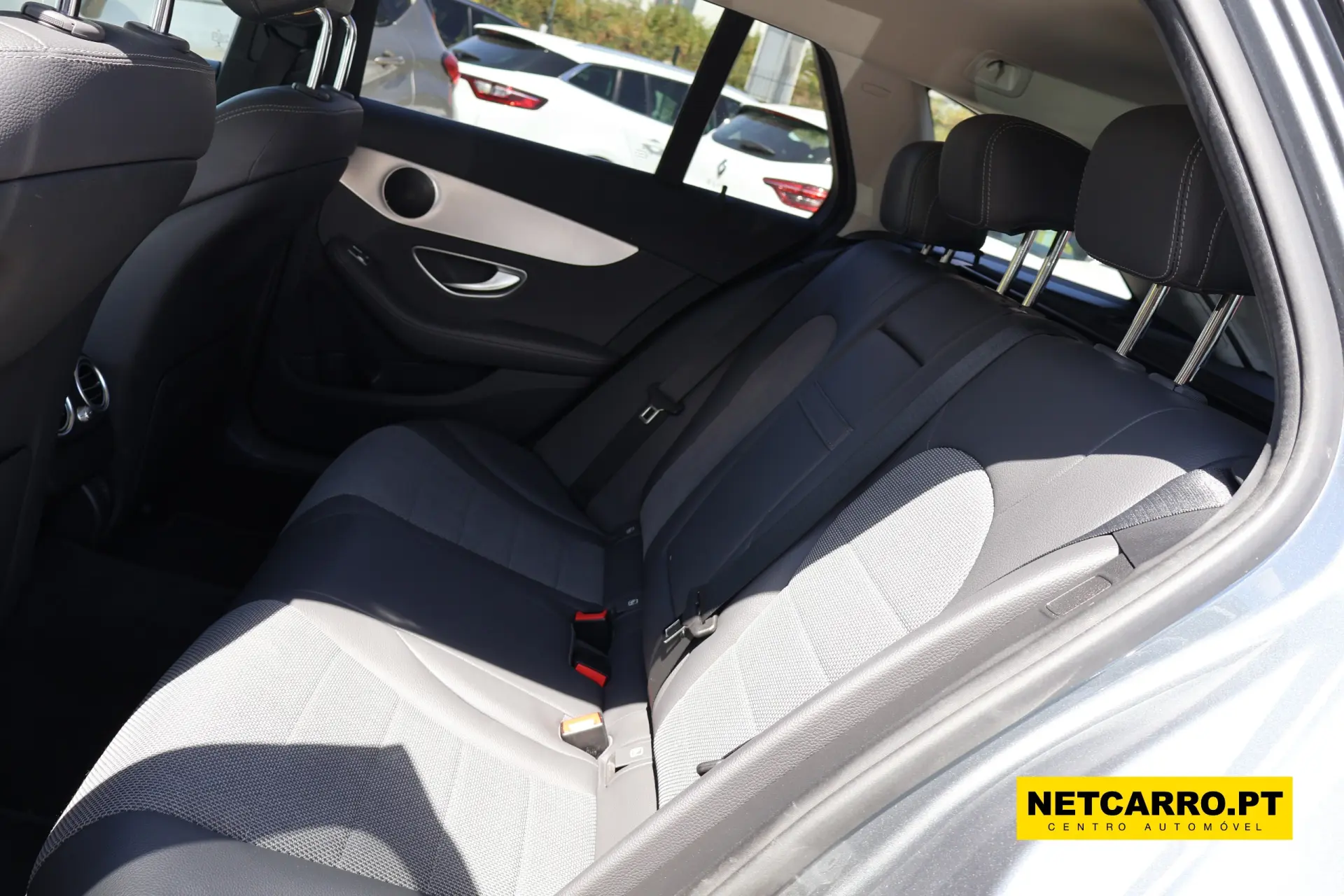 Mercedes-Benz C 300 plug-in 6