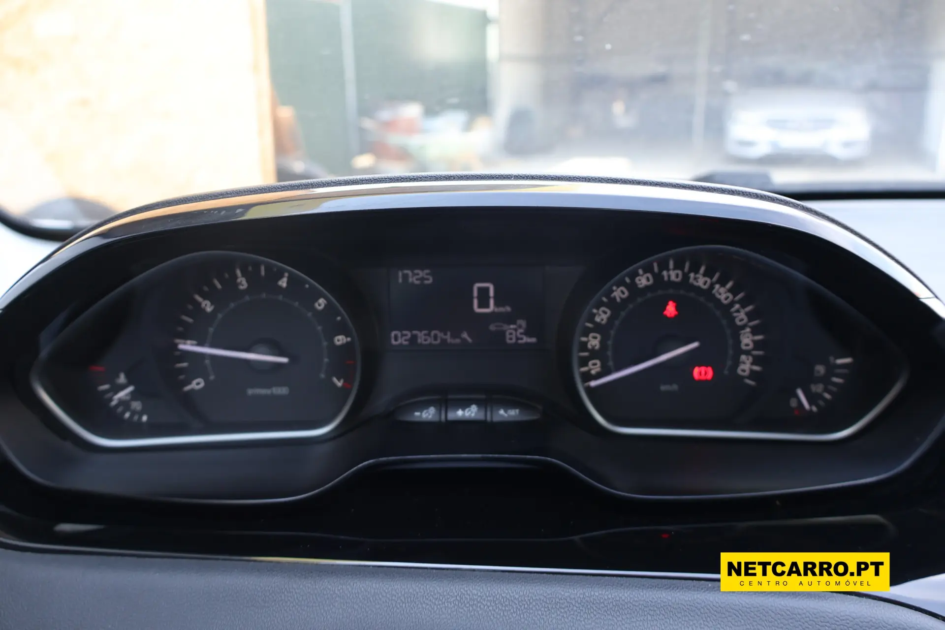 Peugeot 208 PureTech 68 Like 6