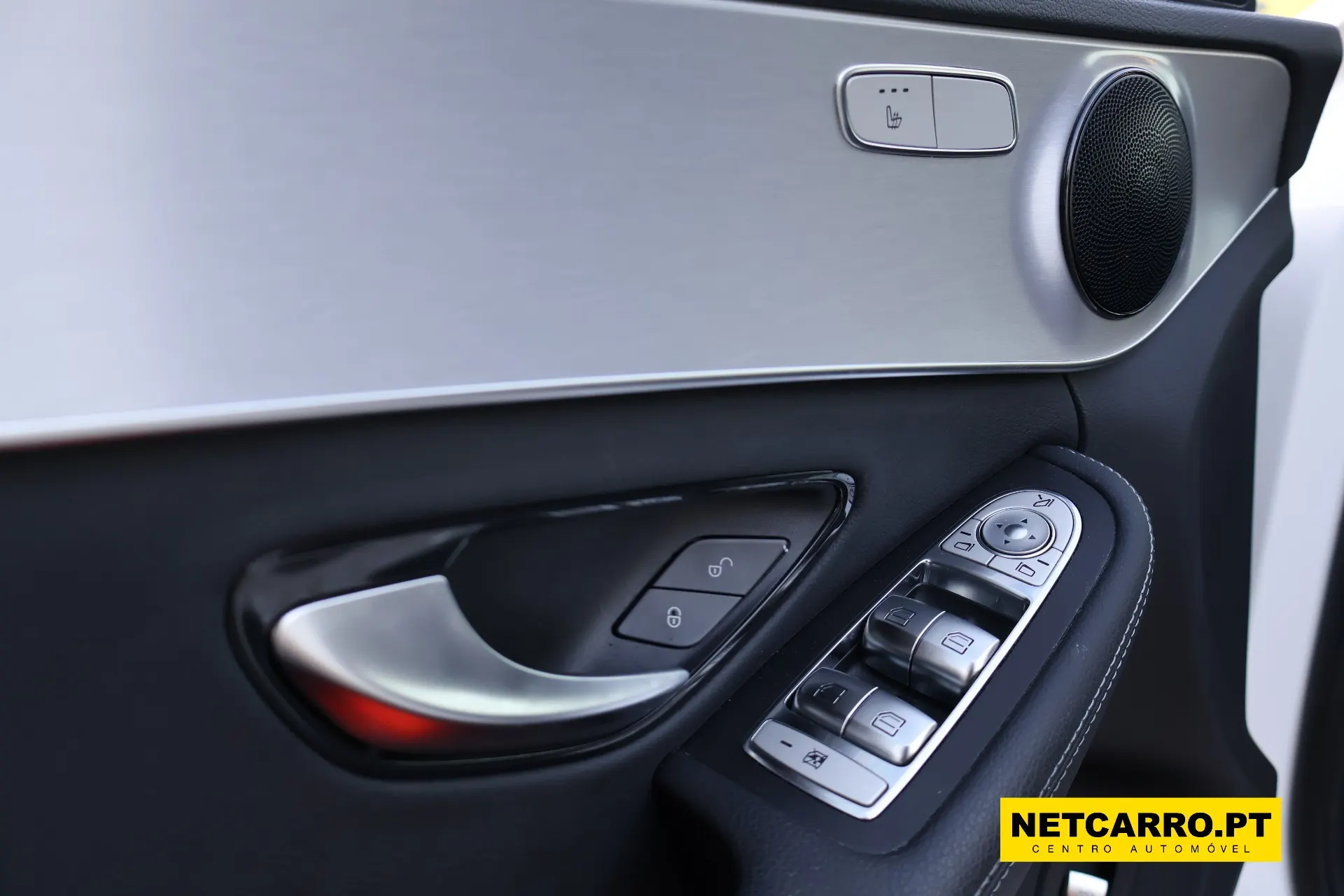 Mercedes-Benz C 300 de Avantgarde 14