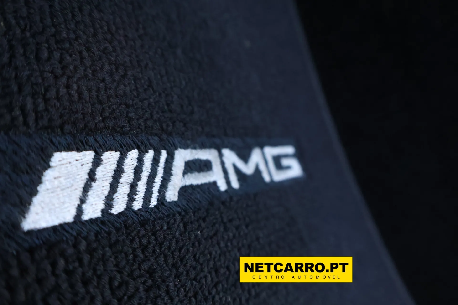 Mercedes-Benz GLA 200 d AMG Line 14