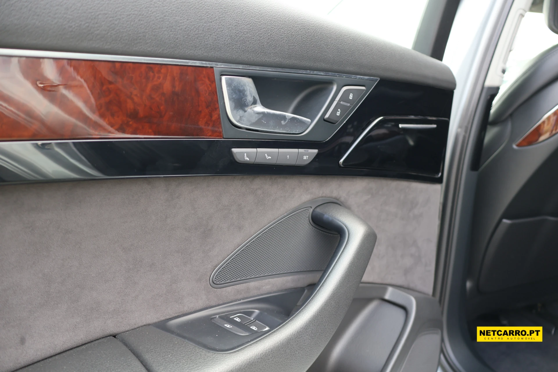 Audi A8 3.0 TDI V6 quattro Longo 16