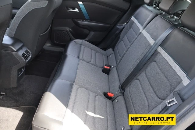 Citroën e-C4 null 16
