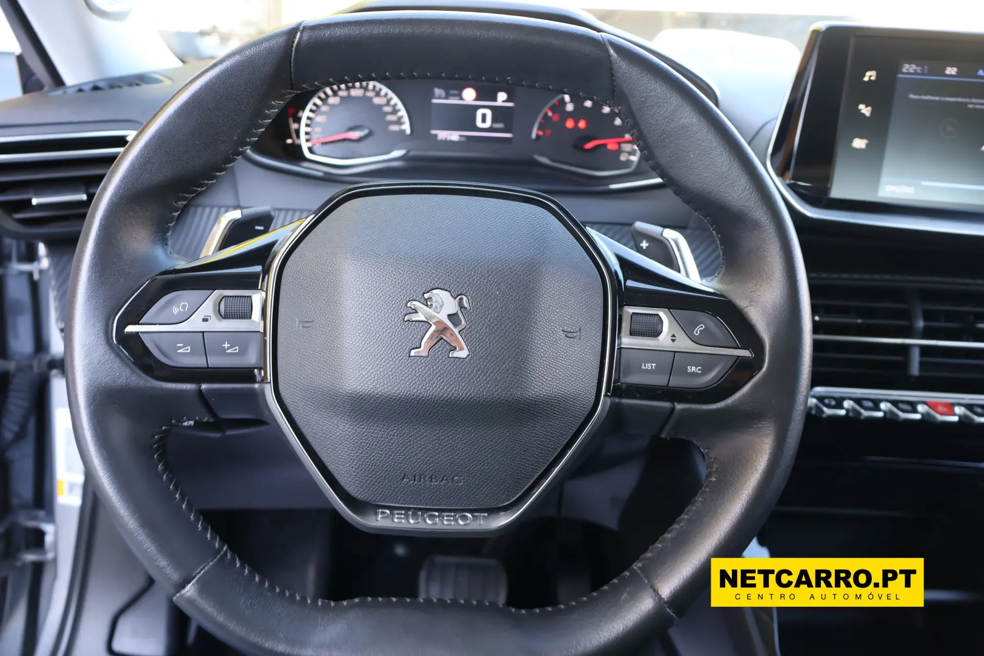 Peugeot 2008 1.2 PureTech Active Pack EAT8 6