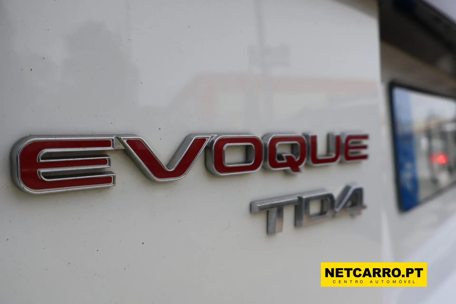 Land Rover Range Rover Evoque 2.2 DW12C Pure Auto 17