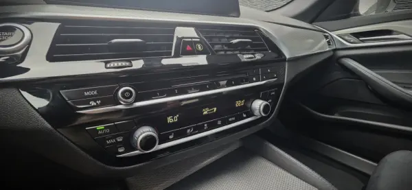 BMW 530 e iPerformance Pack M 30