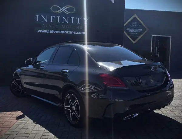 Mercedes-Benz C 300 de 9G-TRONIC AMG Line 11