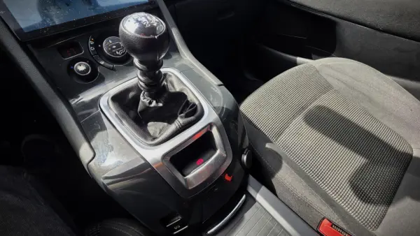 Peugeot 5008 2.0 HDi Allure 17