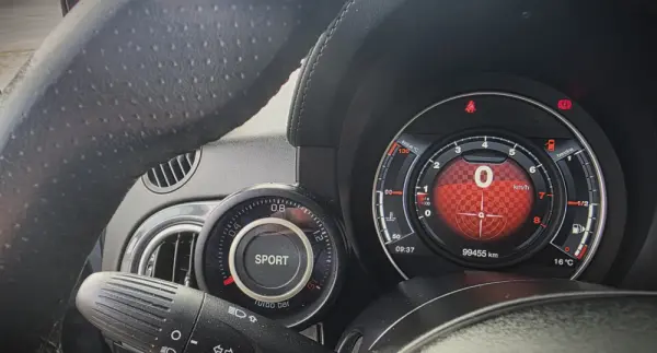 Abarth 595C 1.4 T-Jet 27