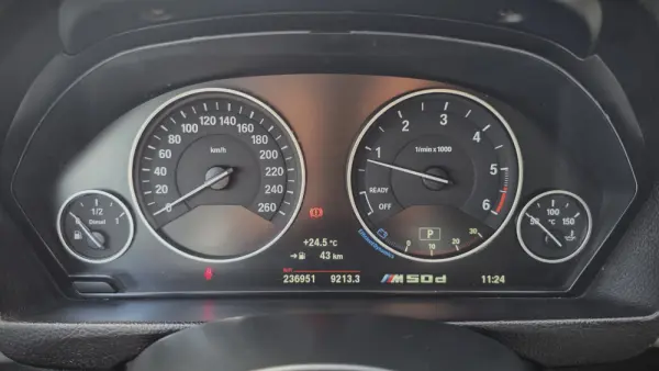 BMW 320 d Touring Line Luxury Auto 24