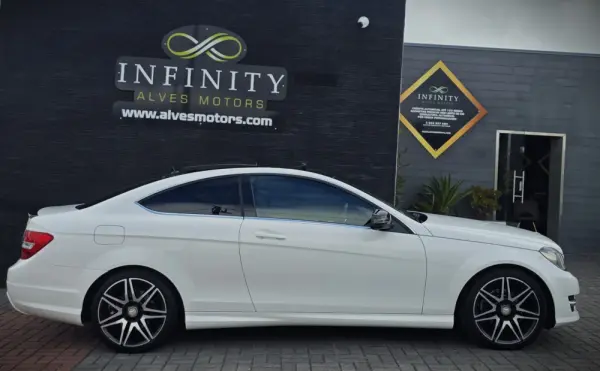 Mercedes-Benz C 250 COUPÉ d AMG Line Aut. 5