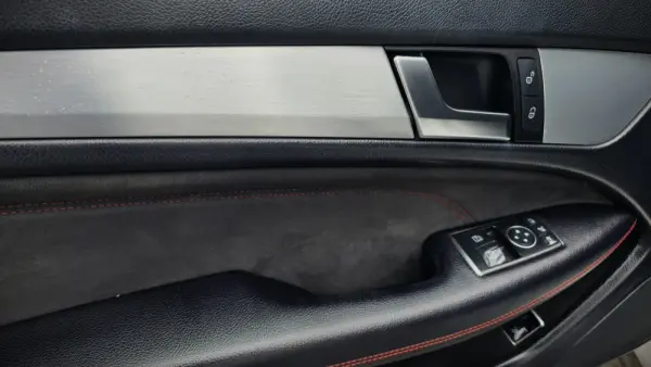 Mercedes-Benz C 250 COUPÉ d AMG Line Aut. 25