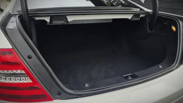 Mercedes-Benz C 250 COUPÉ d AMG Line Aut. 34