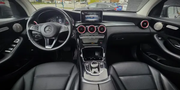 Mercedes-Benz GLC 250 d 4-Matic 7