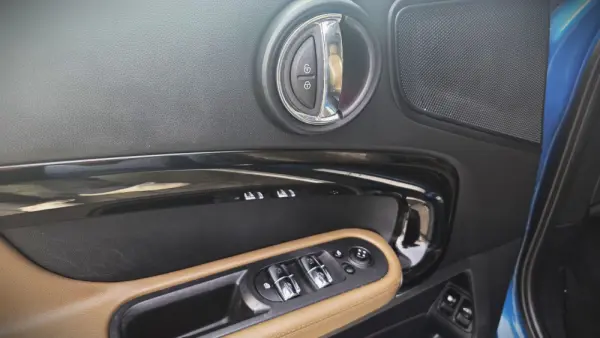 MINI Countryman Cooper SE ALL4 Auto 22