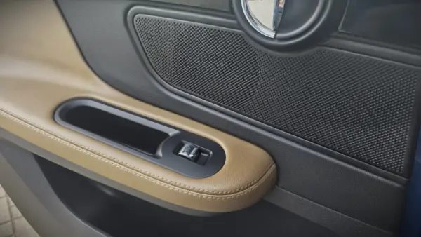 MINI Countryman Cooper SE ALL4 Auto 28